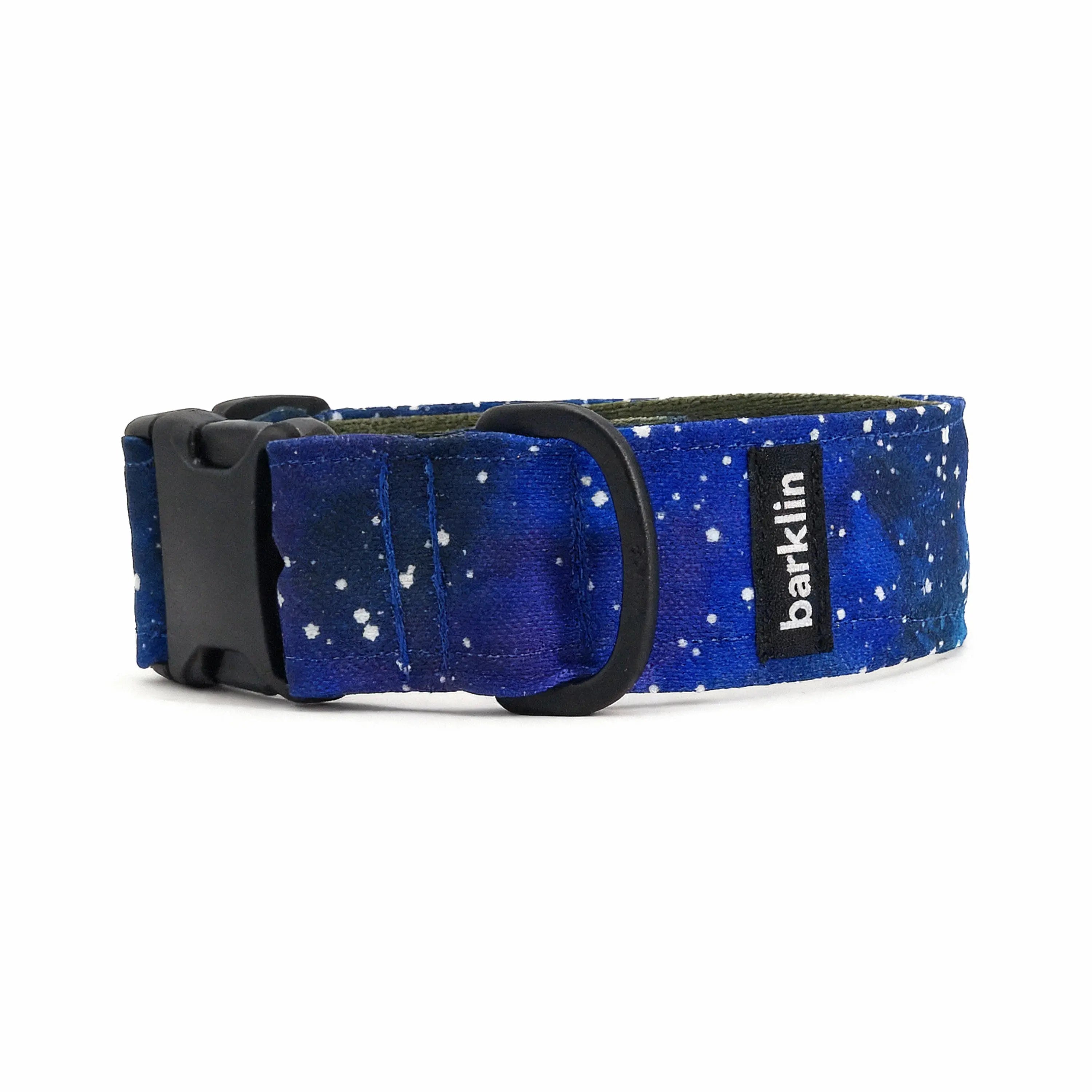 Cosmic Canvas dog collar, 4 cm width, ECONABLE recycled buckle, front-arc angle, REPREVE canvas, handmade in EU.