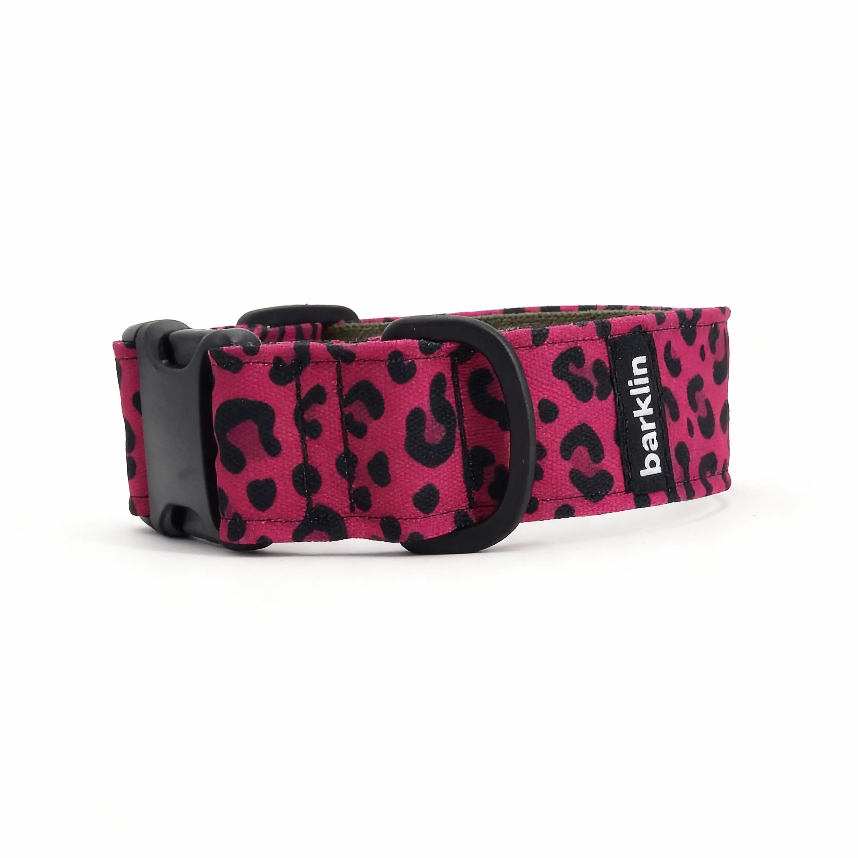 Pop Leopard dog collar, 4 cm width, ECONABLE recycled buckle, front-arc product view, REPREVE canvas, handmade in EU.